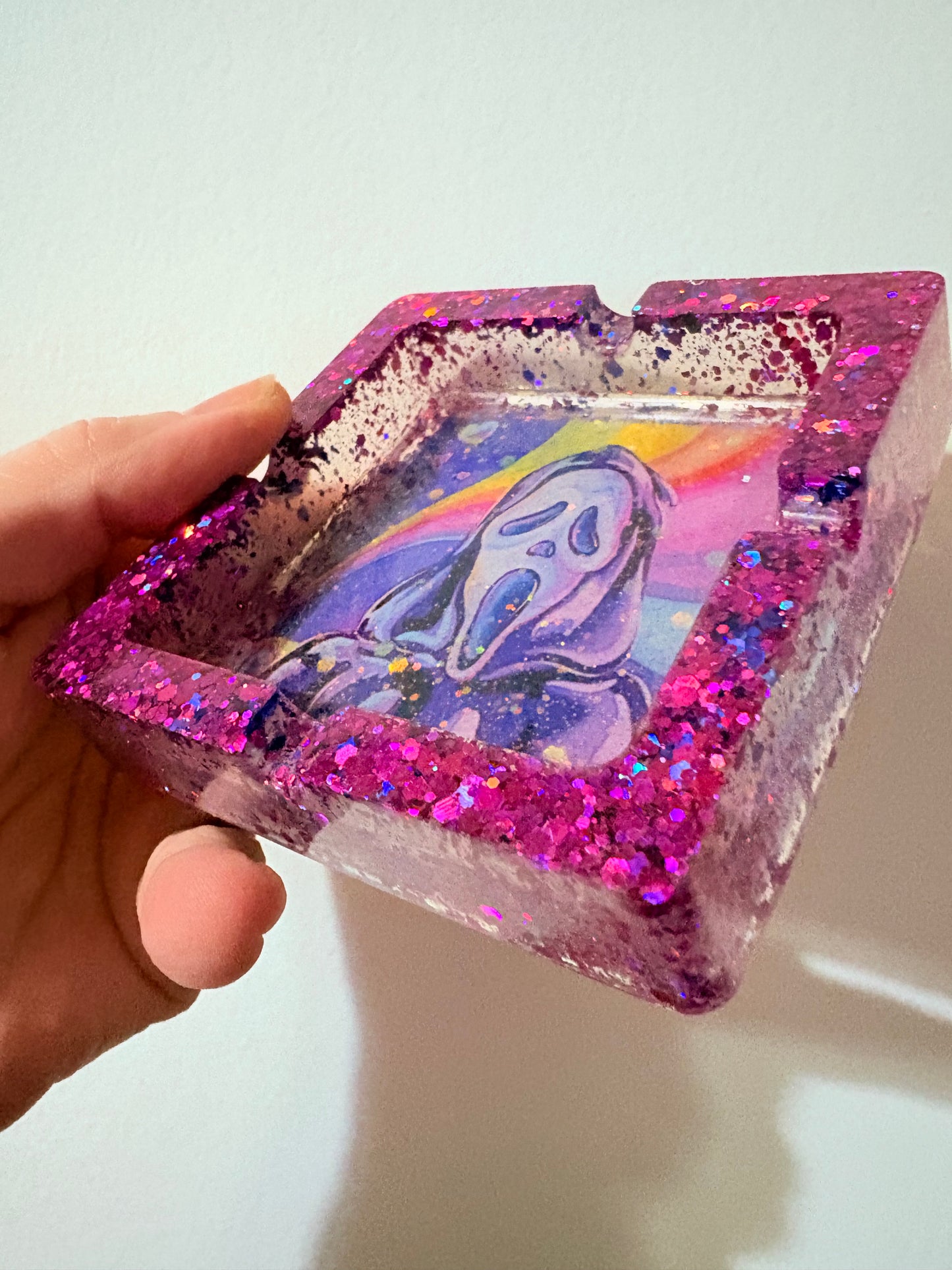 GF square ashtray with pink glitter
