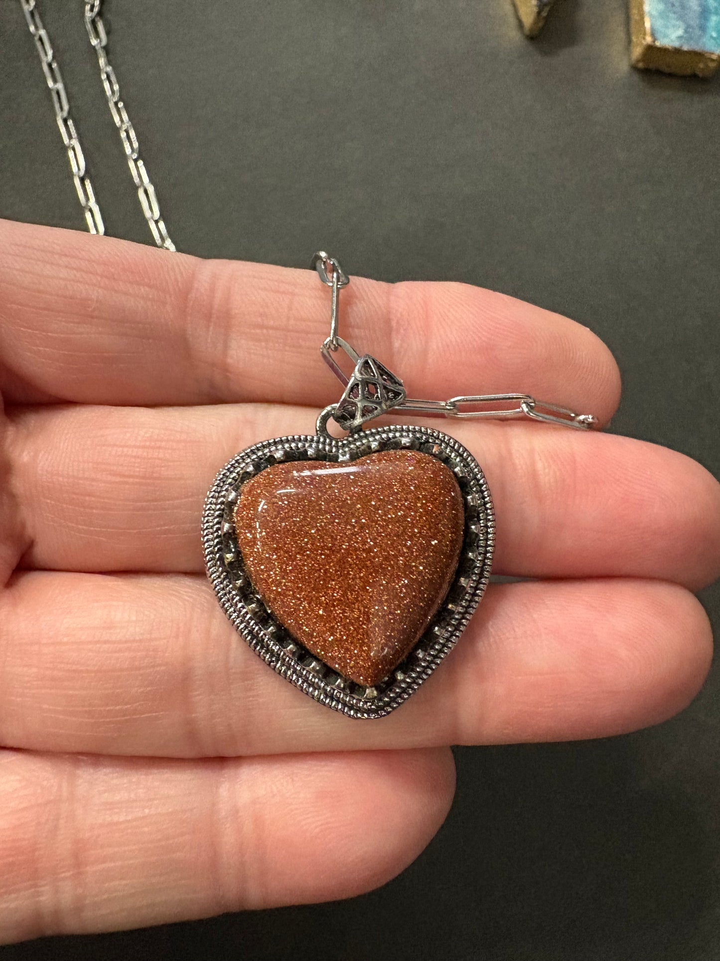 HEART OF SANDSTONE NECKLACE