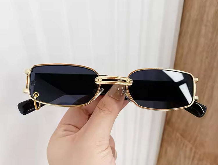 SUNGLASSES RECTANGLE WITH RING DETAIL