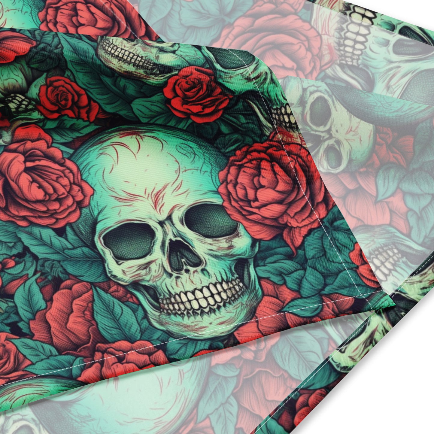 SKULL AND ROSES BANDANA