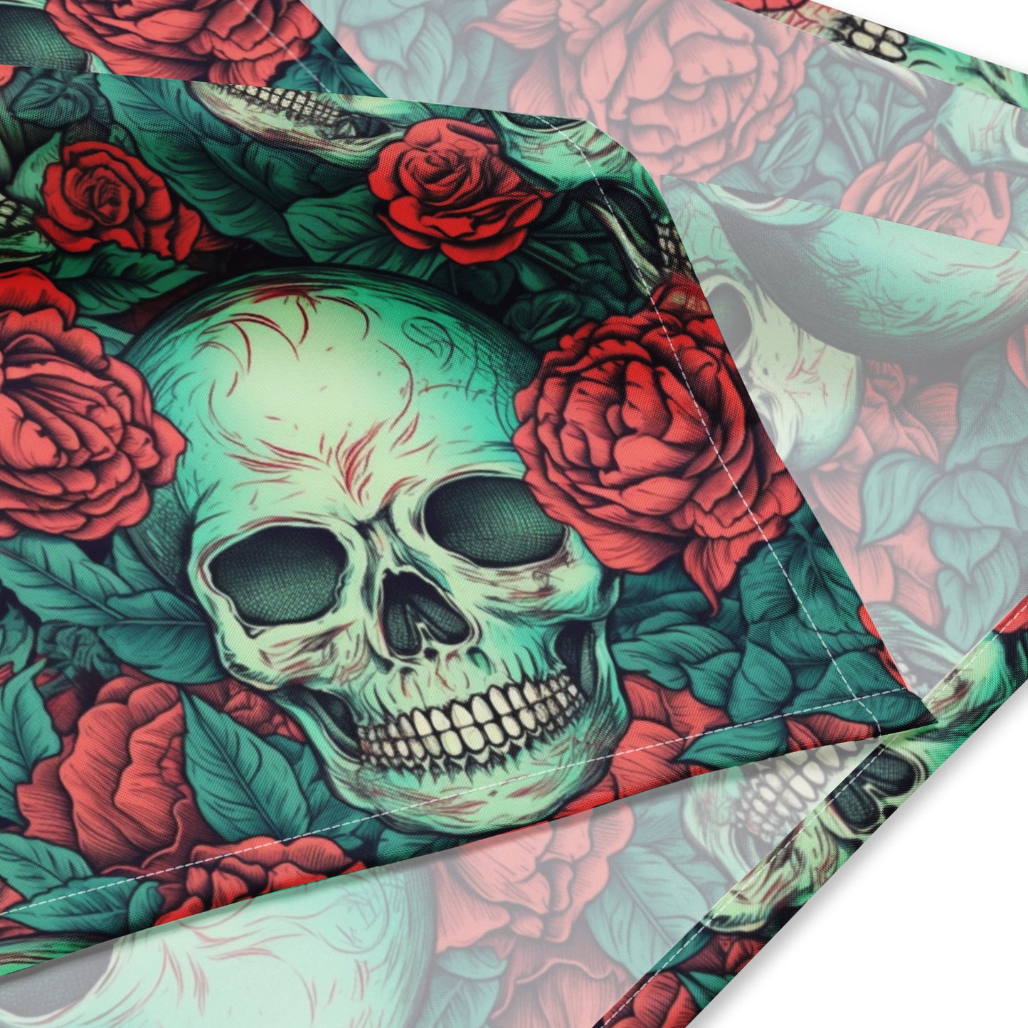 SKULL AND ROSES BANDANA