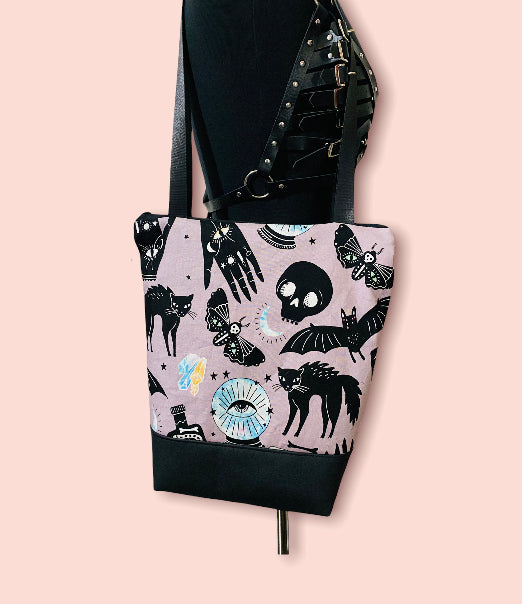 EYE OF THE MOON MAUVE BAG