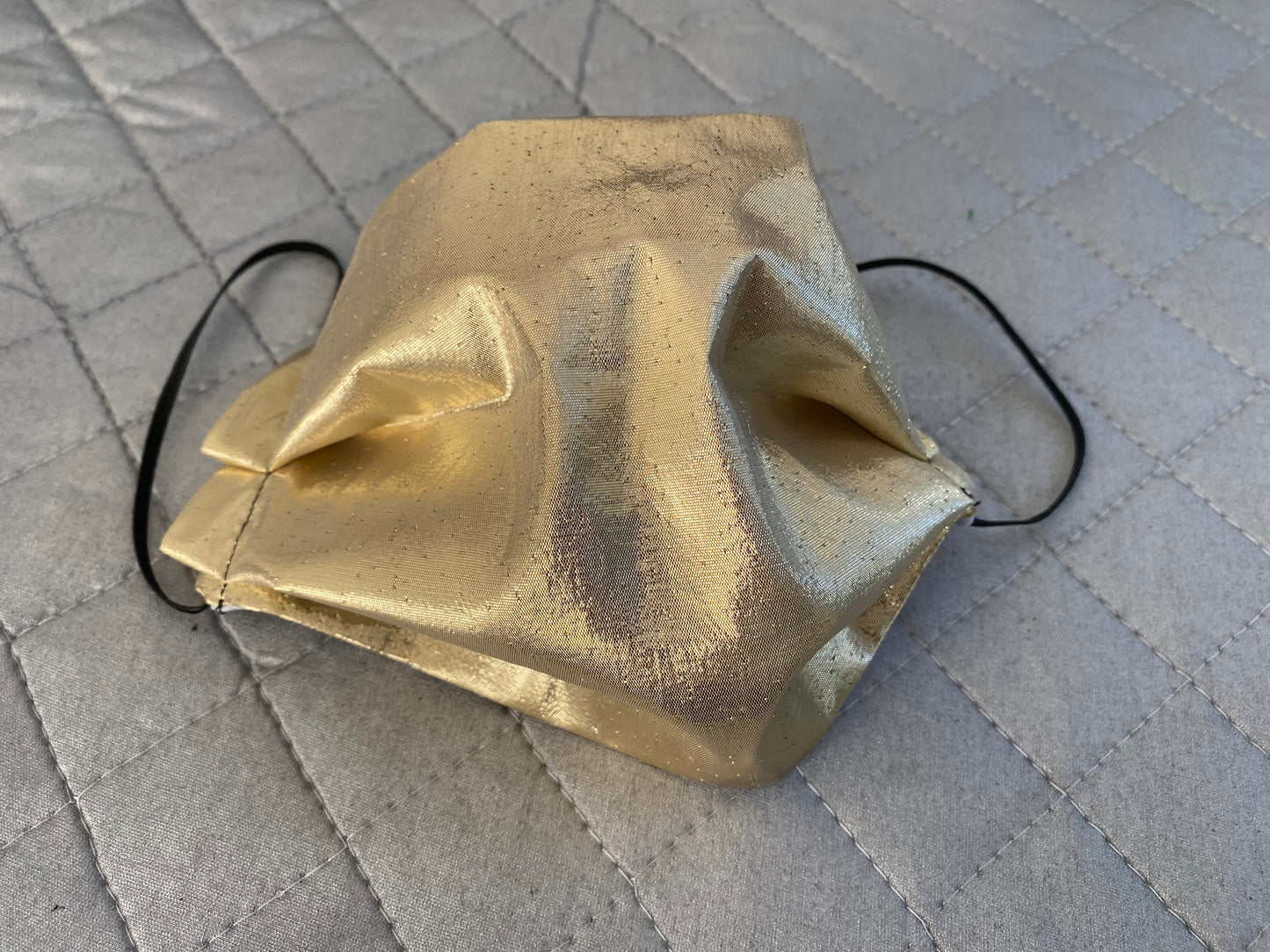 Gold mask