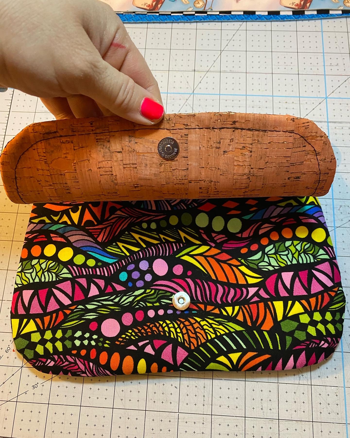 Psychedelic bubbles crossover bag