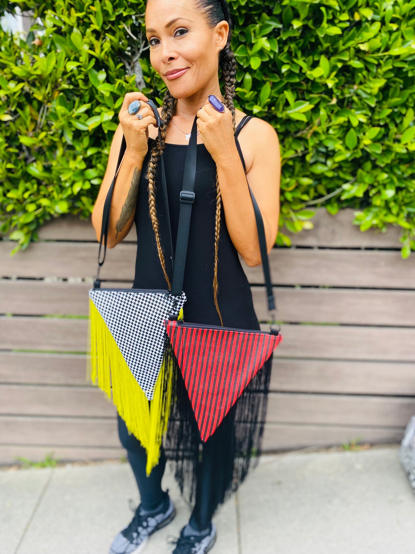 Triangle checkered fringe bag