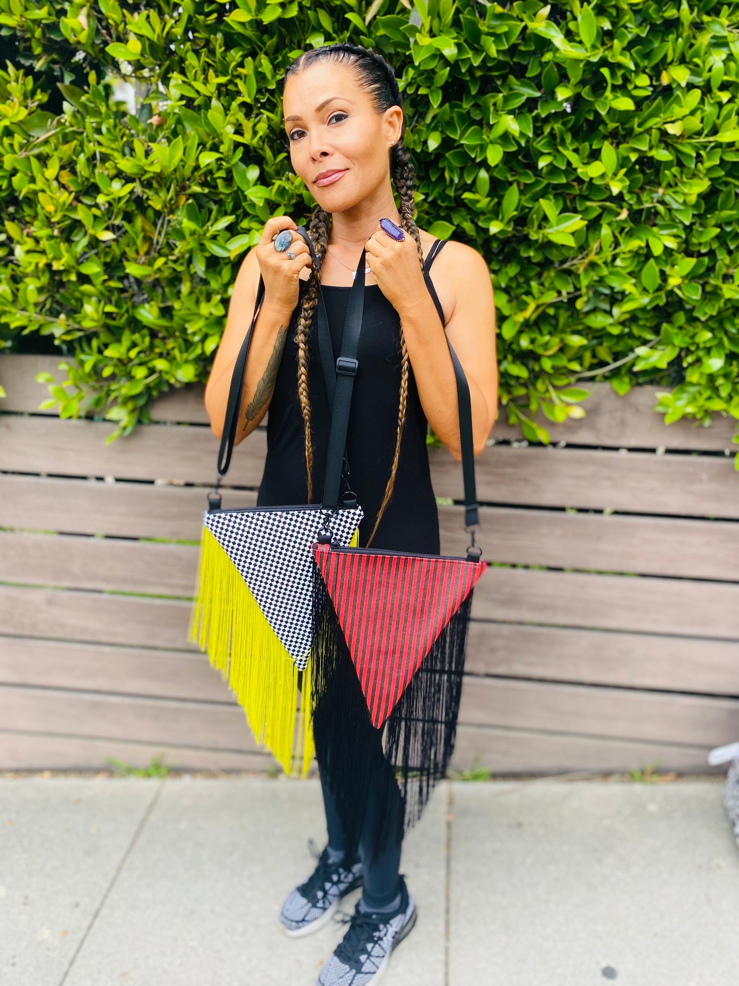 Triangle checkered fringe bag