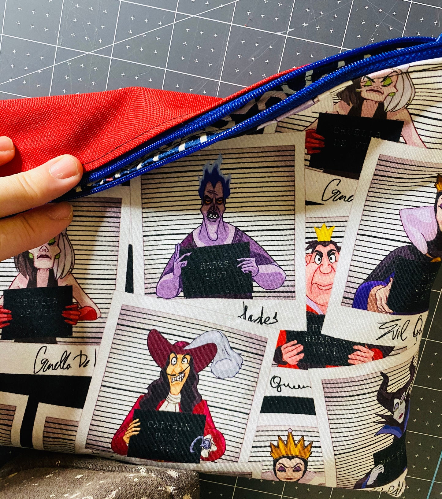 VILLAIN MUGSHOT POUCH