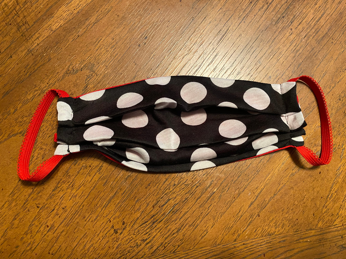 POLKA DOTS face mask