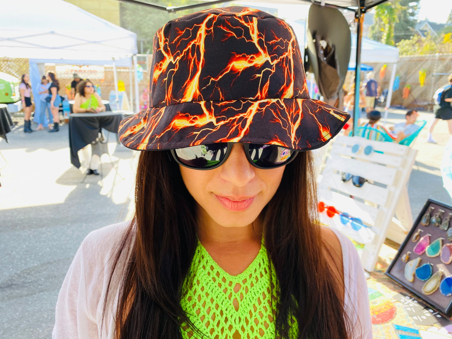 GLOW IN THE DARK LIGHTNING BUCKET HAT