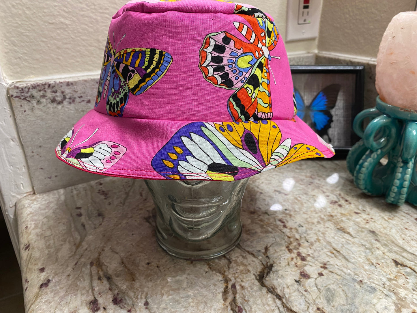 BUTTERFLY BUCKET HAT