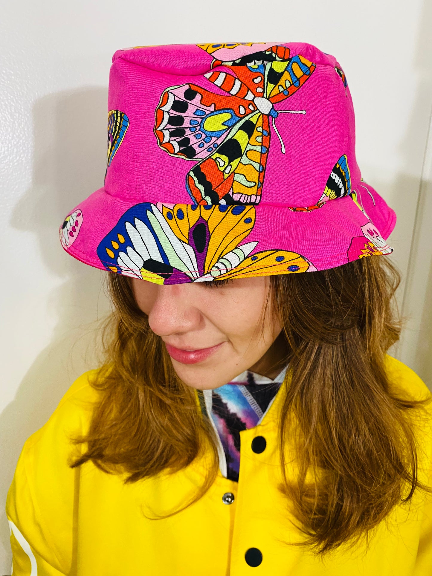 BUTTERFLY BUCKET HAT