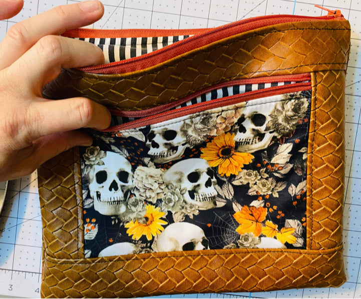 FLORAL SKULL WRISTLET POUCH