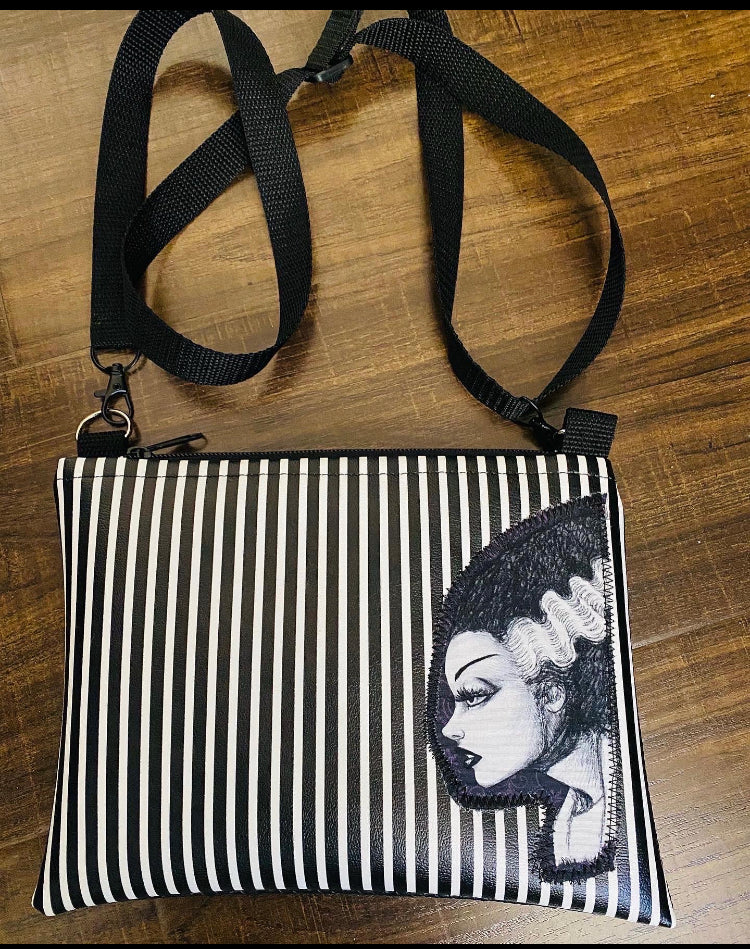 Appliqué striped horror bag