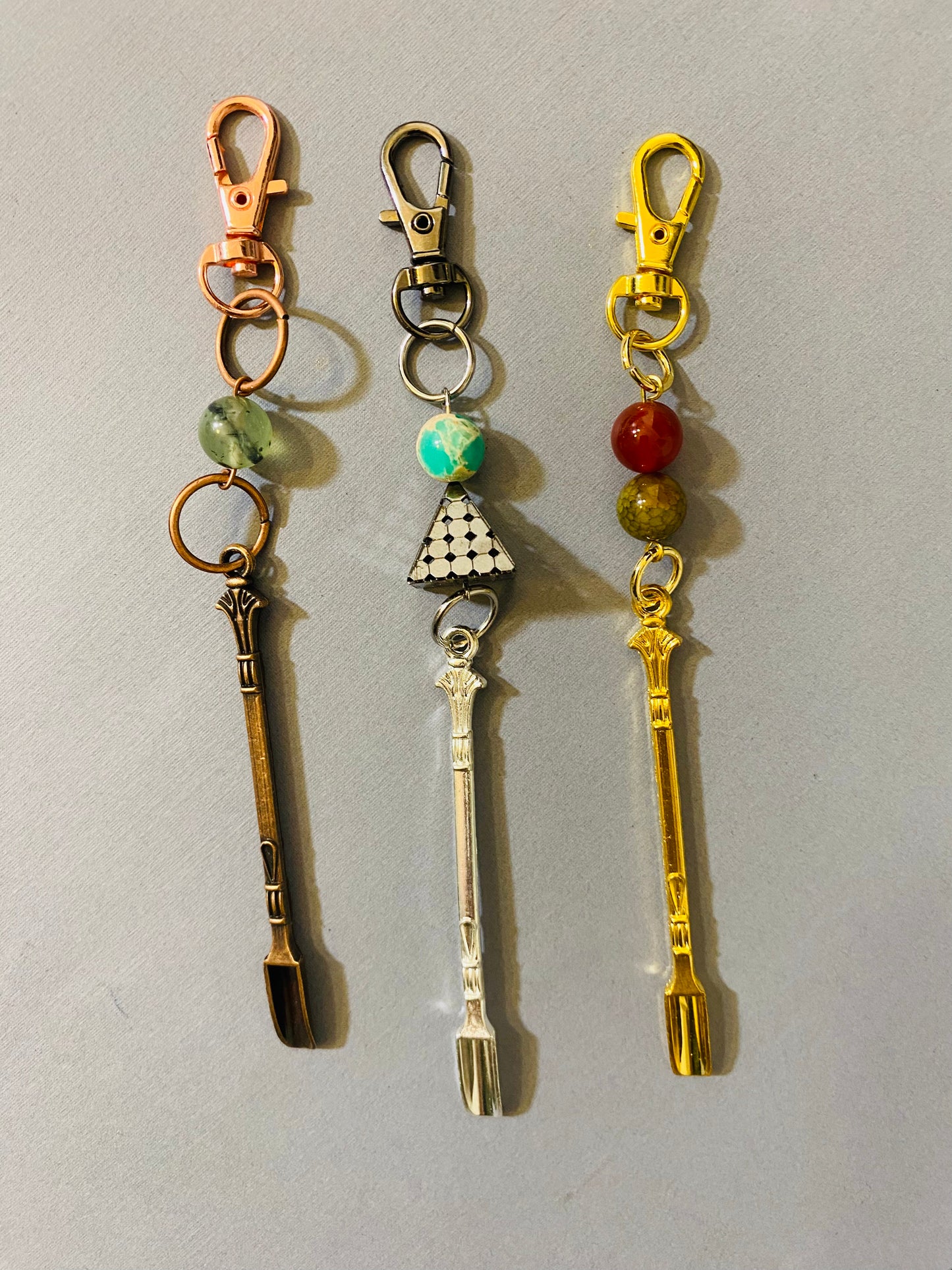 Shovel keychain