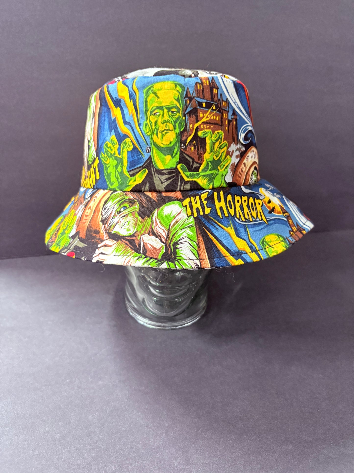 MONSTERS BUCKET HAT