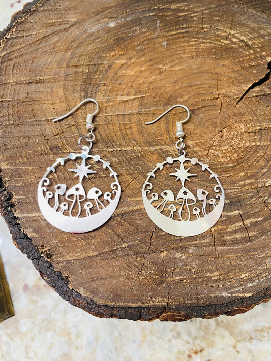 MUSHROOM GARDEN HOOPS