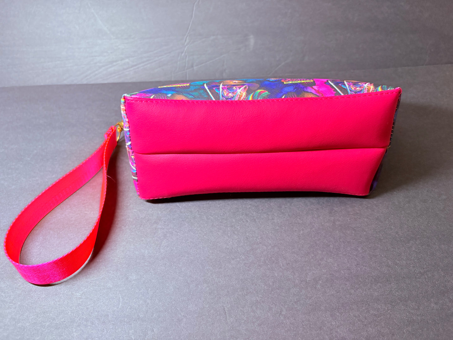 SWEET DREAMS FREDDY KRUEGER WRISTLET POUCH
