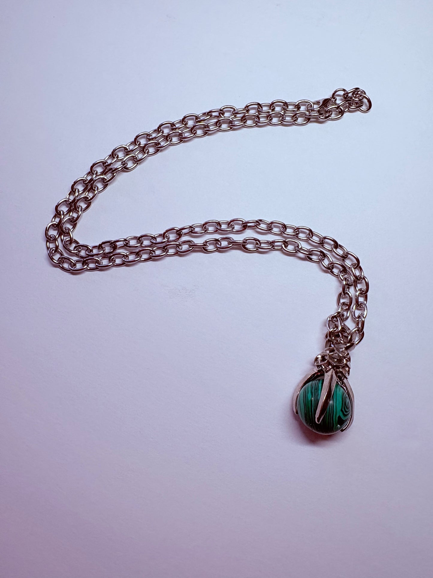 CLAW MALACHITE NECKLACE