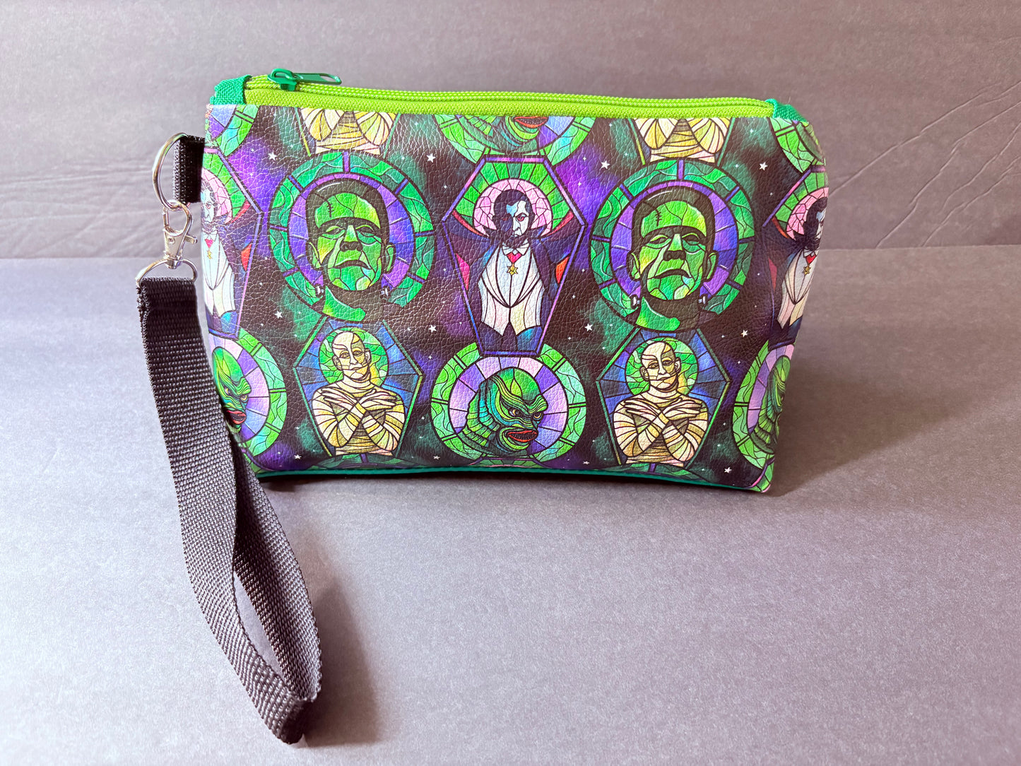 STAINED GLASS UNIVERSAL MONSTERS WRISTLET