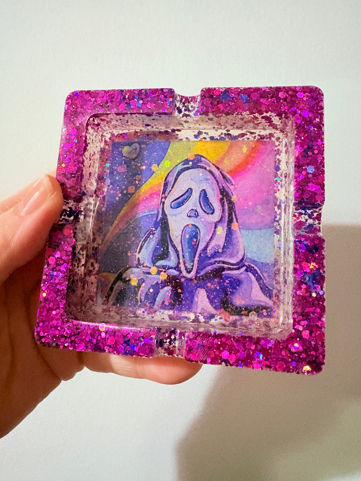 GF square ashtray with pink glitter