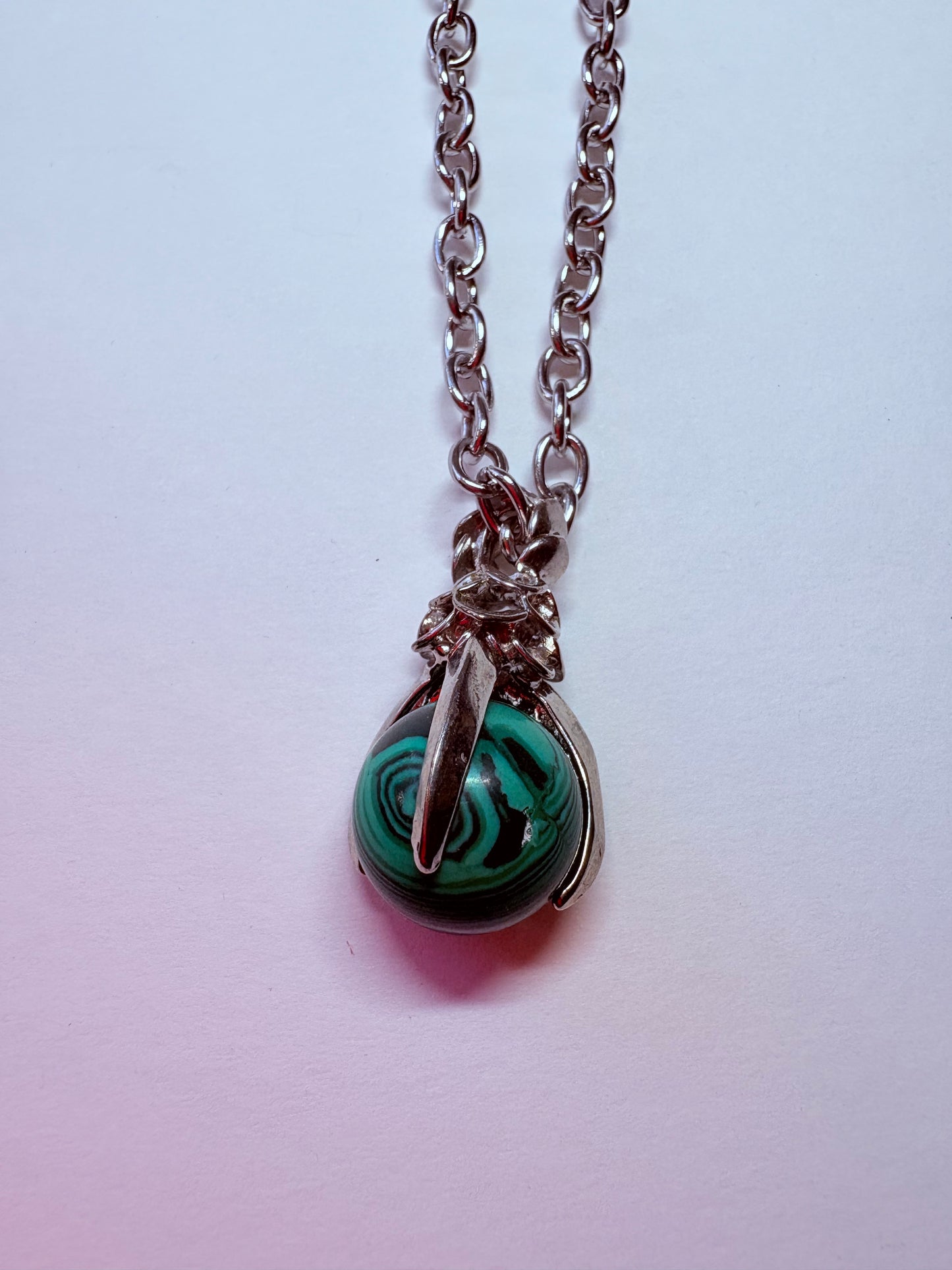 CLAW MALACHITE NECKLACE