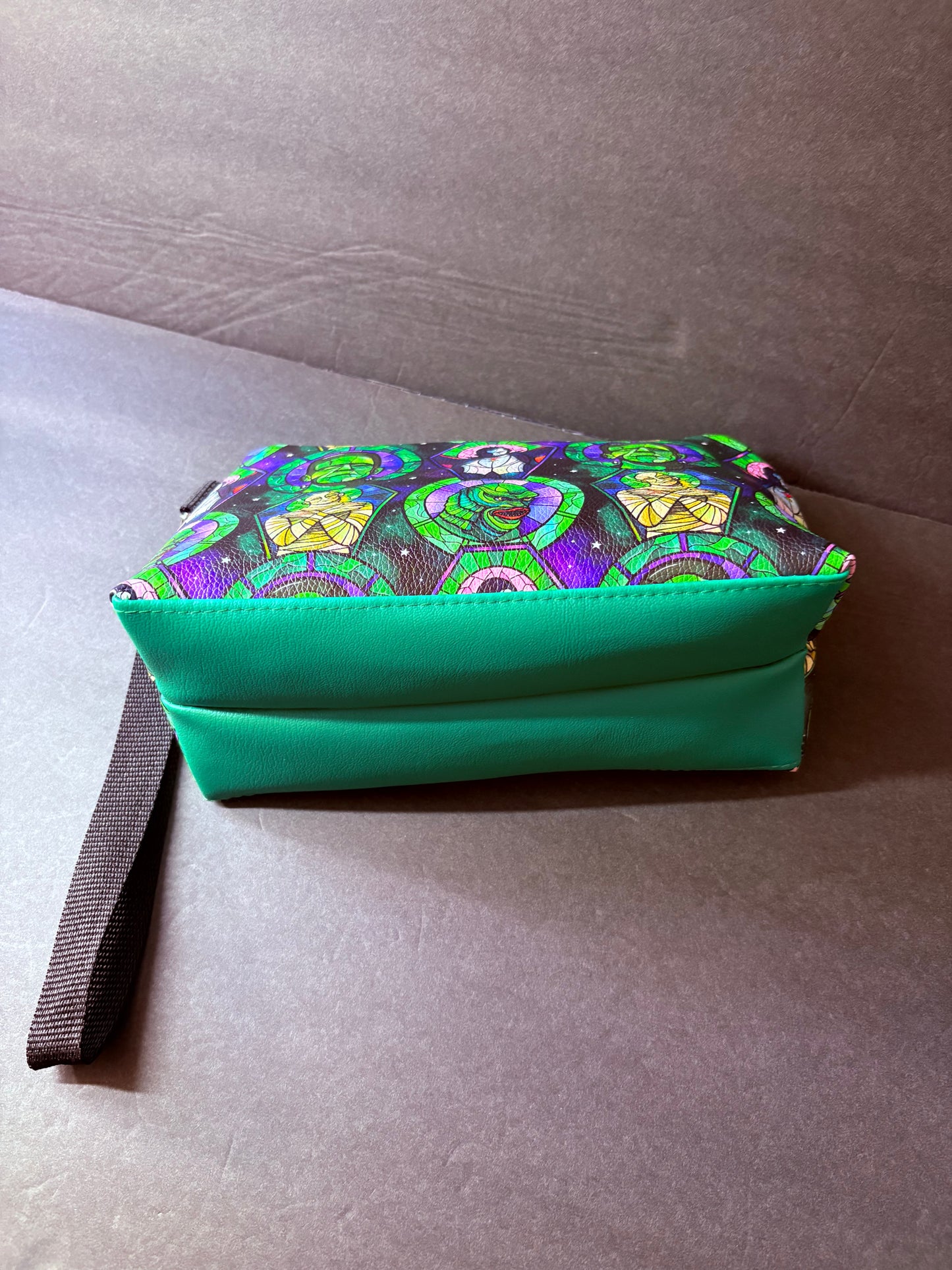 STAINED GLASS UNIVERSAL MONSTERS WRISTLET