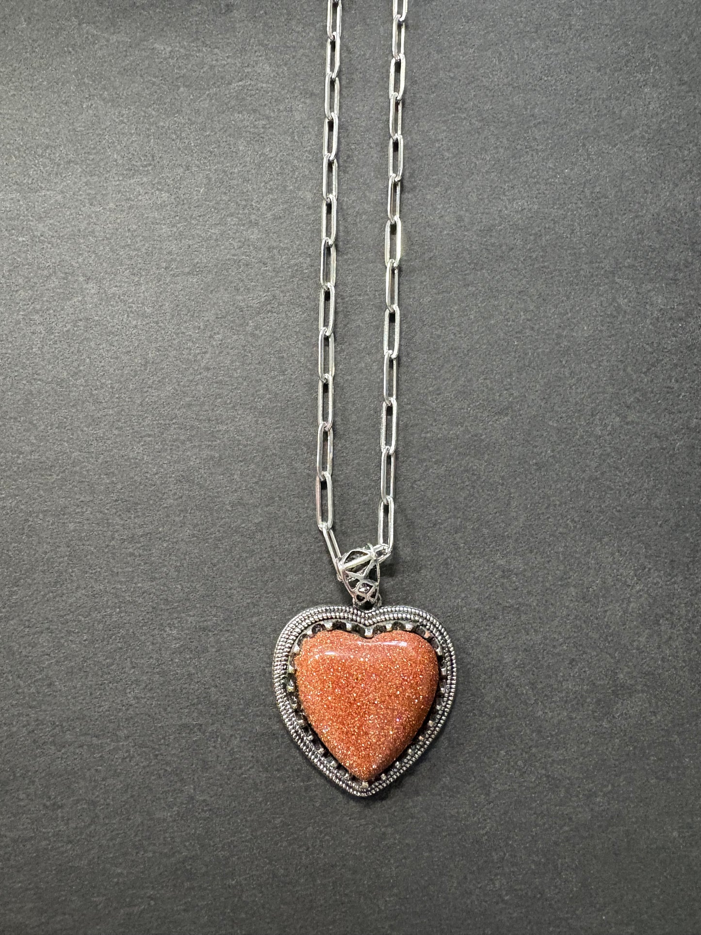 HEART OF SANDSTONE NECKLACE