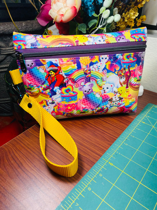 YUMMY BEARS 90’s wristlet pouch