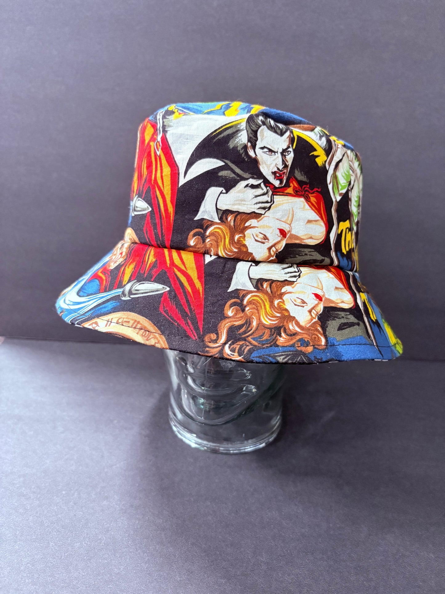MONSTERS BUCKET HAT