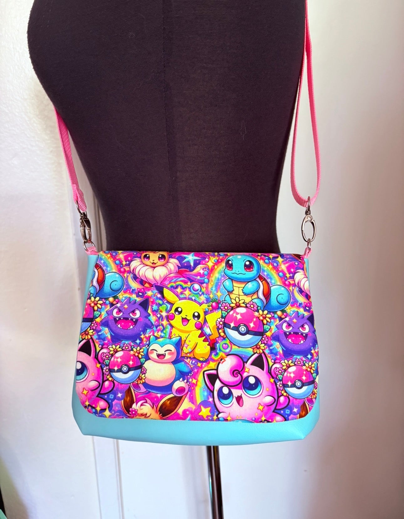 JIGGLYPUFF FLAP CROSSBODY BAG