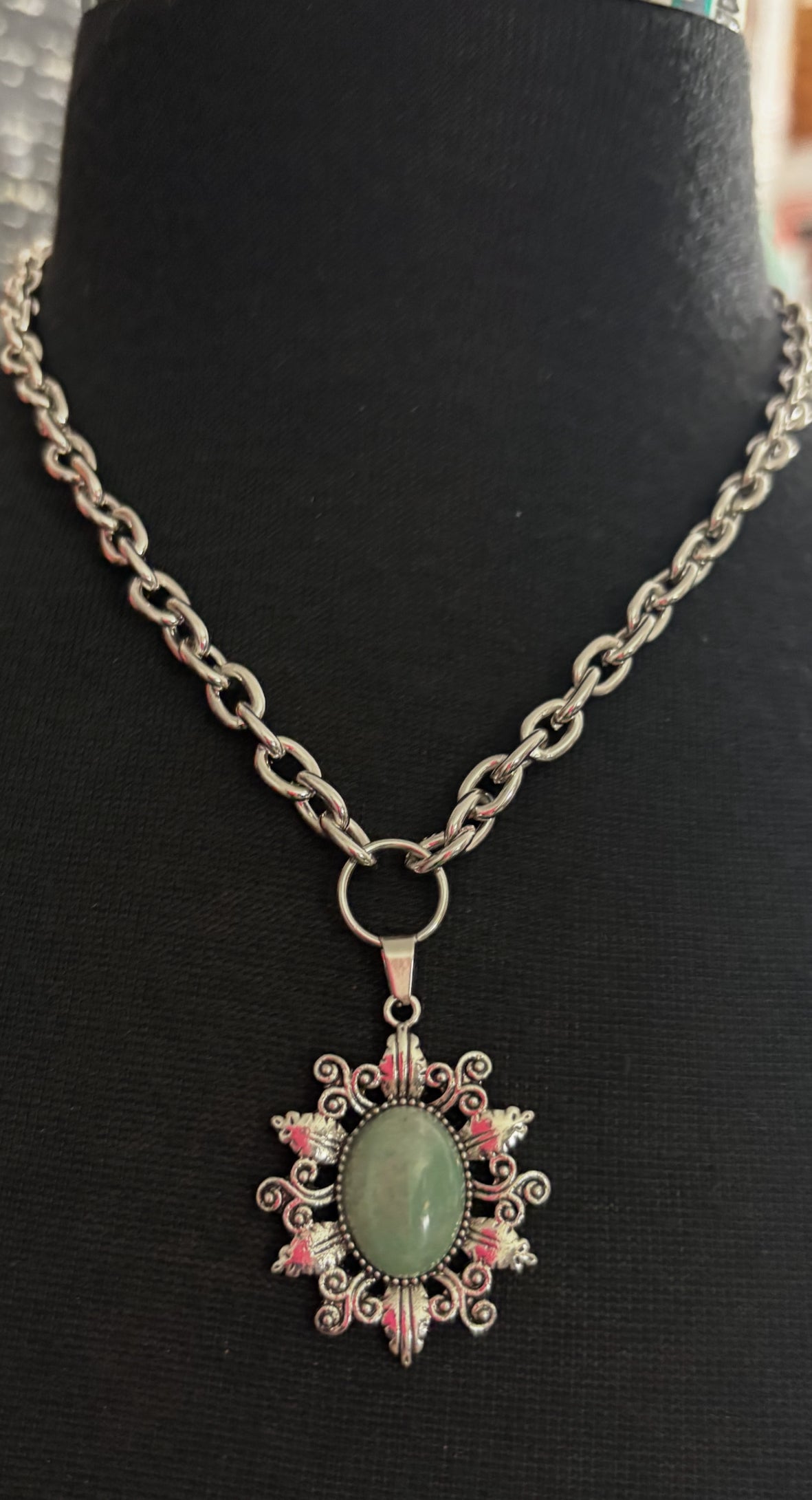 Aventurine flower necklace