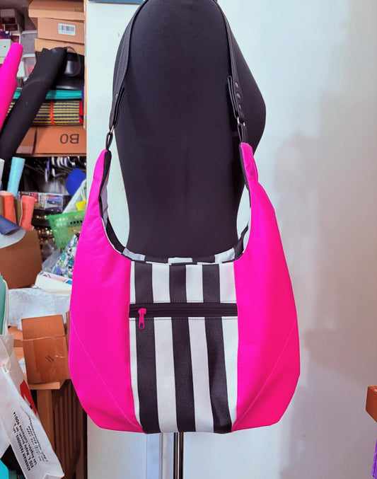 HOBO SLOUCH PINK TOTE BAG WITH STRIPES