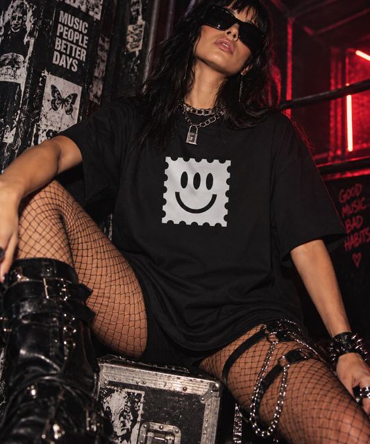 3 EYED TAB T-SHIRT