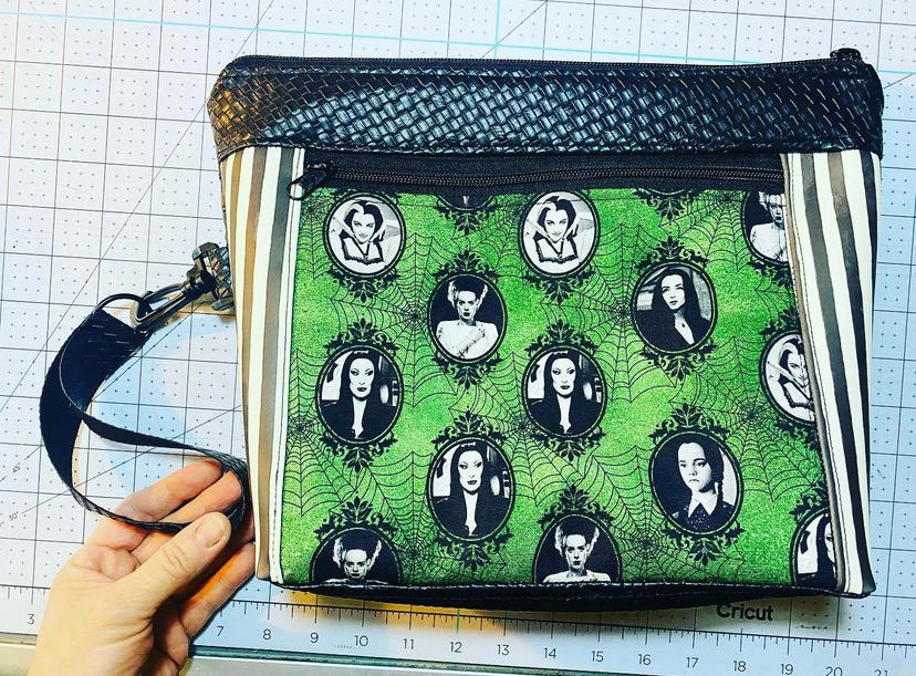 LAS GOTICAS POUCH/BAG