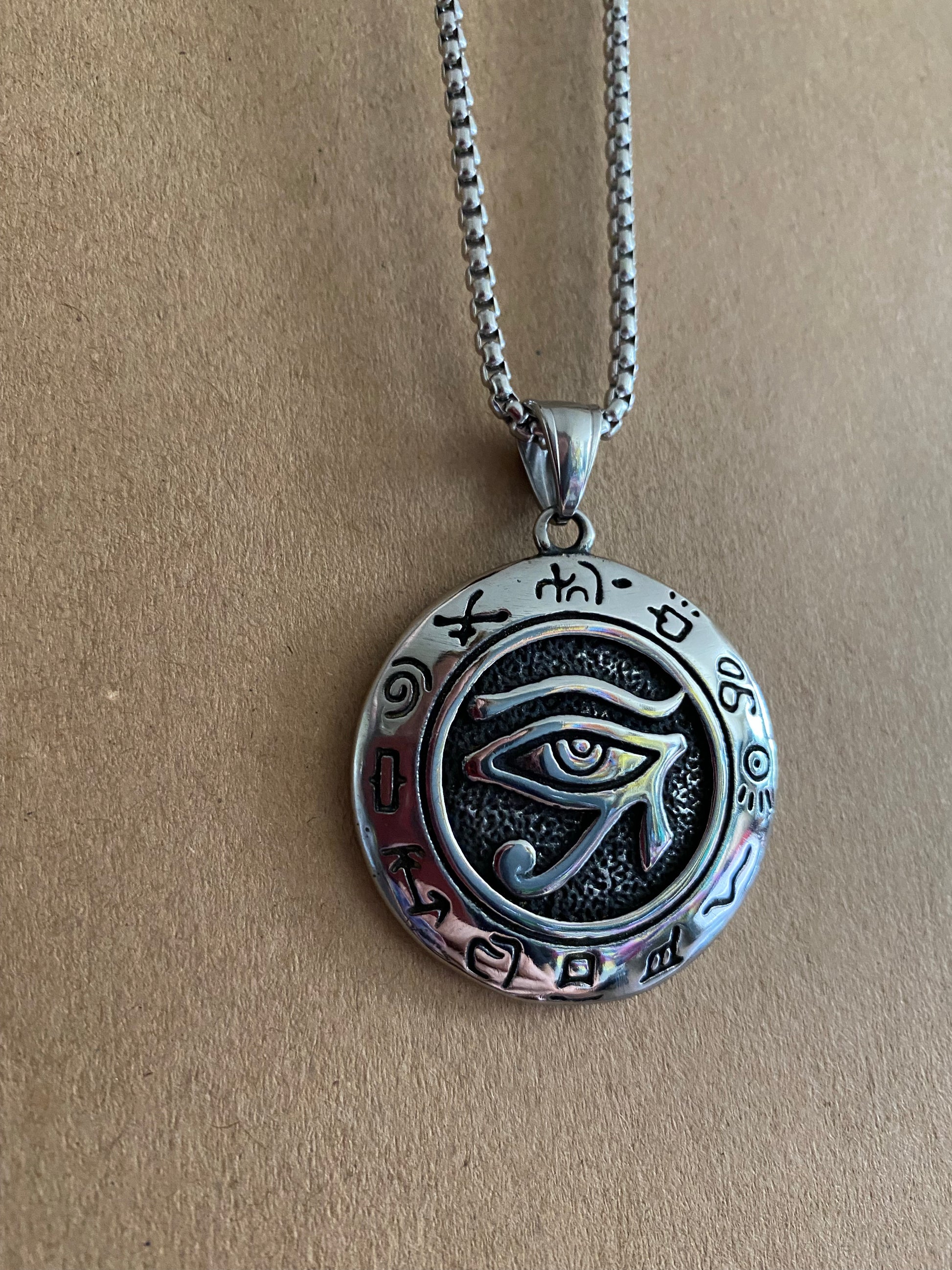EGYPTIAN PHARAOH EYE OF HORUS RA PENDANT NECKLACE STAINLESS STEEL JEWELRY