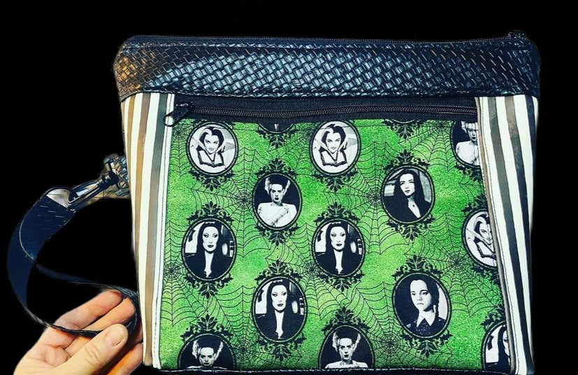 LAS GOTICAS POUCH/BAG