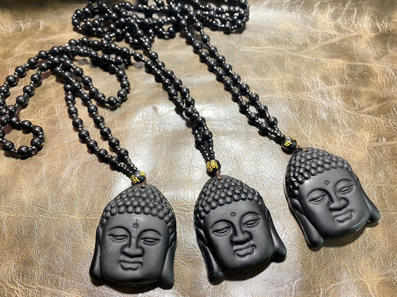 BUDDHA HAND CARVED OBSIDIAN HEALING BUDDHA NECKLACE