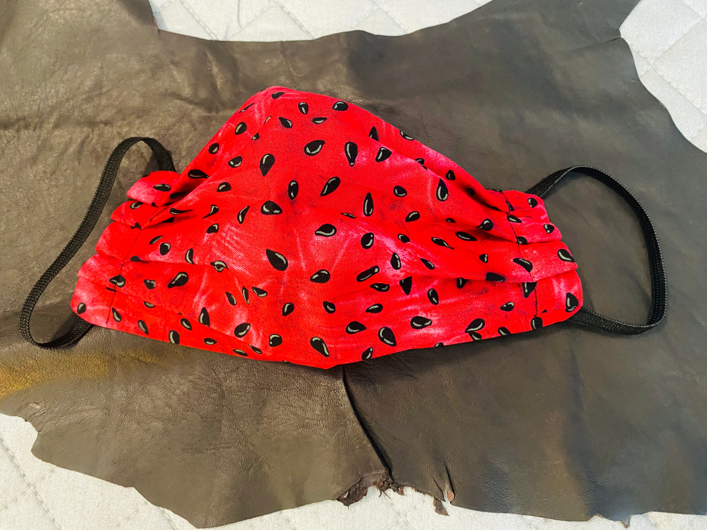 WATERMELON SANDIA FACE MASK WITH FILTER POCKET