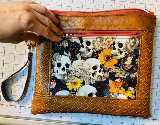 FLORAL SKULL WRISTLET POUCH