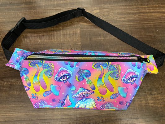 Trippy Mushroom Fanny pack